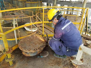 TCL环境科技50吨氨水及硫酸罐清洗